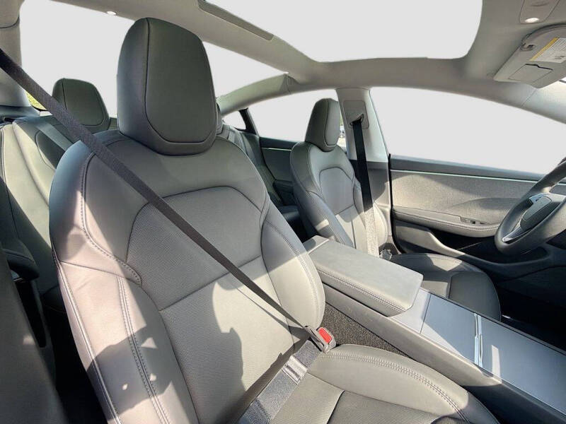 2025 Tesla Model 3 Long Range