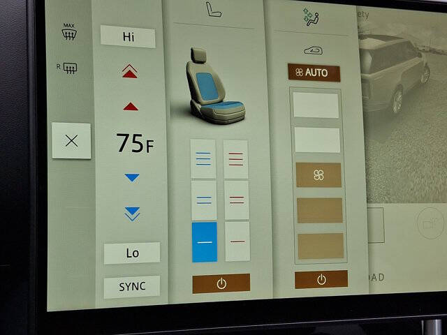 2025 Land Rover Range Rover P550e SE