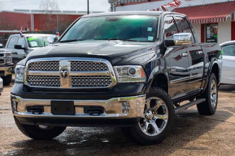 2017 RAM 1500 Laramie