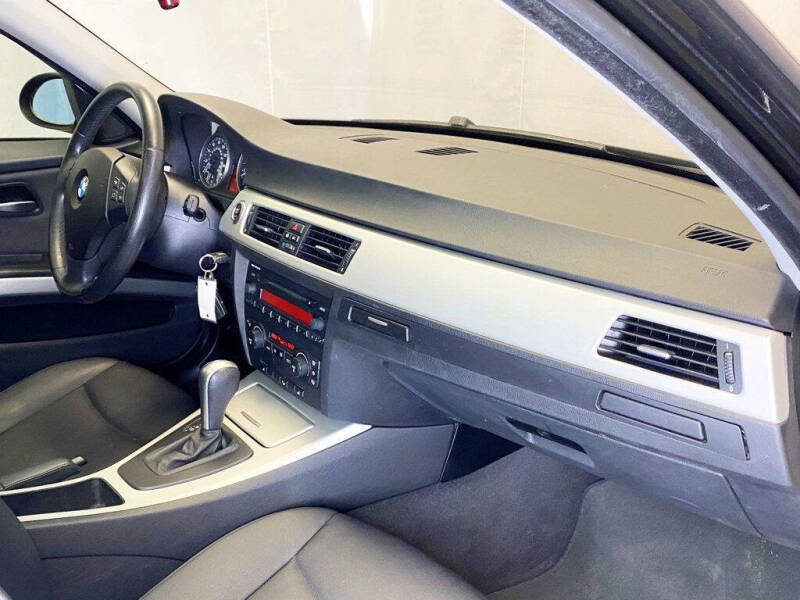 2006 BMW 3 Series 325xi