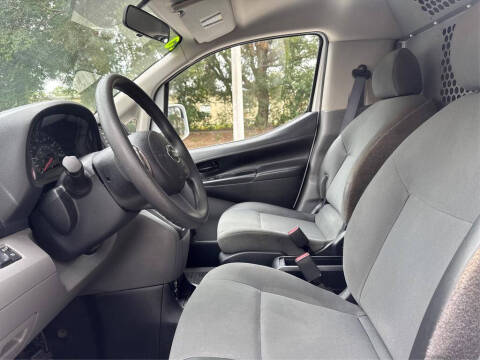 2015 Nissan NV200 SV