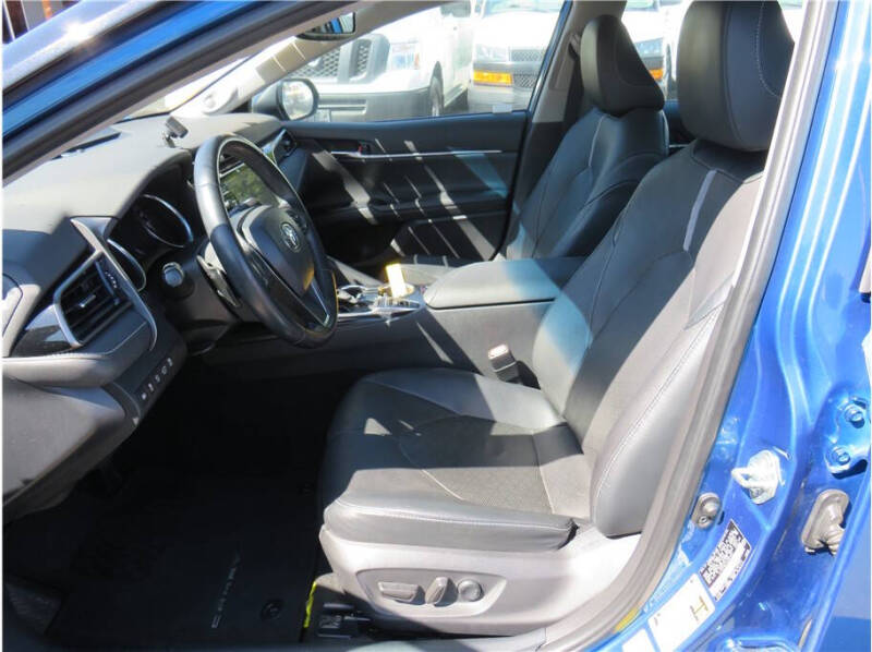 2020 Toyota Camry XSE