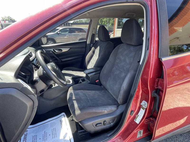 2016 Nissan Rogue SV