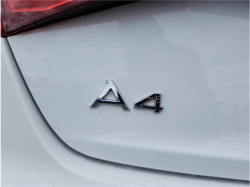 2014 Audi A4 2.0T quattro Premium Plus