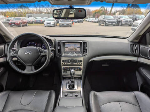 2015 Infiniti Q40