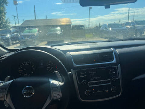 2017 Nissan Altima 2.5 SR