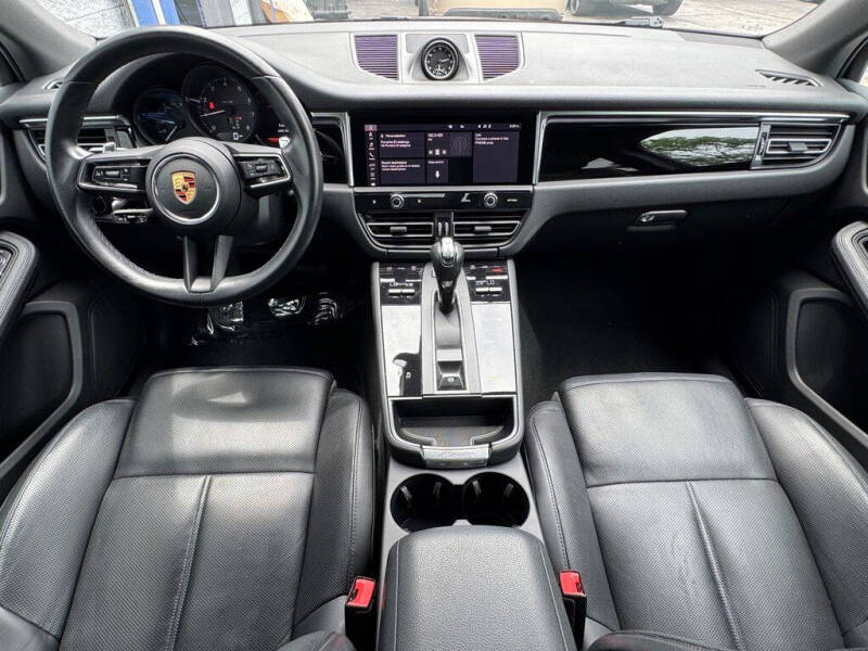 2023 Porsche Macan