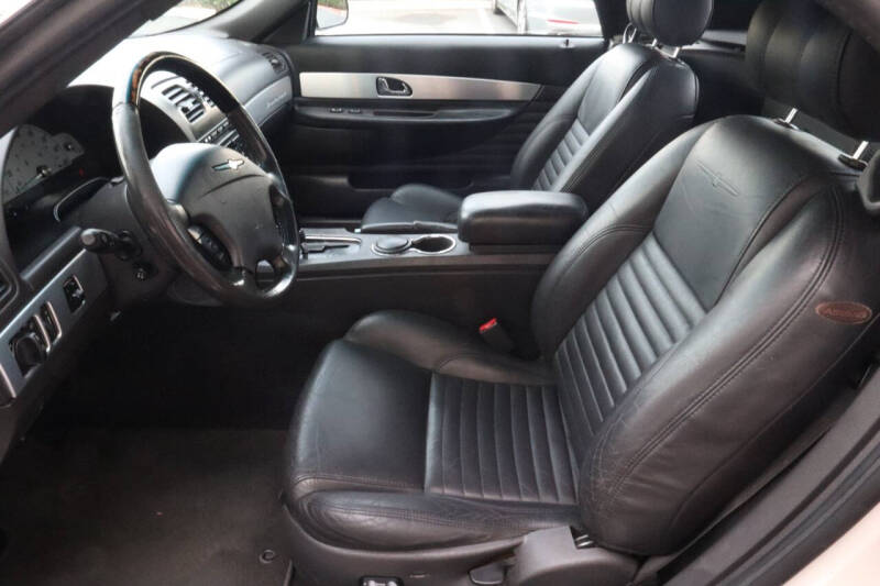 2002 Ford Thunderbird Deluxe