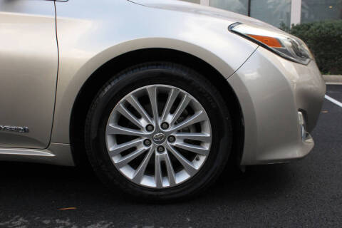 2013 Toyota Avalon Hybrid XLE Touring