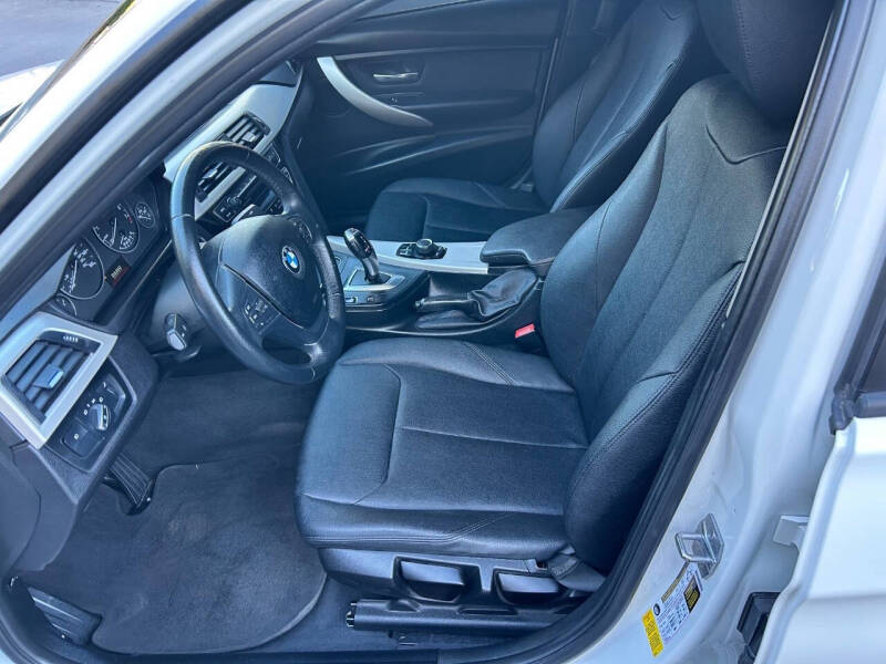 2018 BMW 3 Series 320i