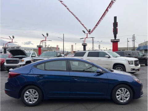 2019 Hyundai Elantra