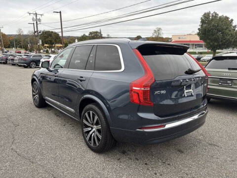 2025 Volvo XC90 B5 Core Bright Theme