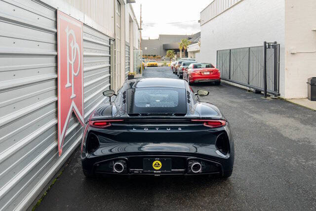 2025 Lotus Emira V6 Base