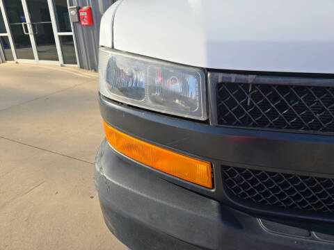 2021 Chevrolet Express 2500