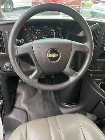 2018 Chevrolet Express 2500