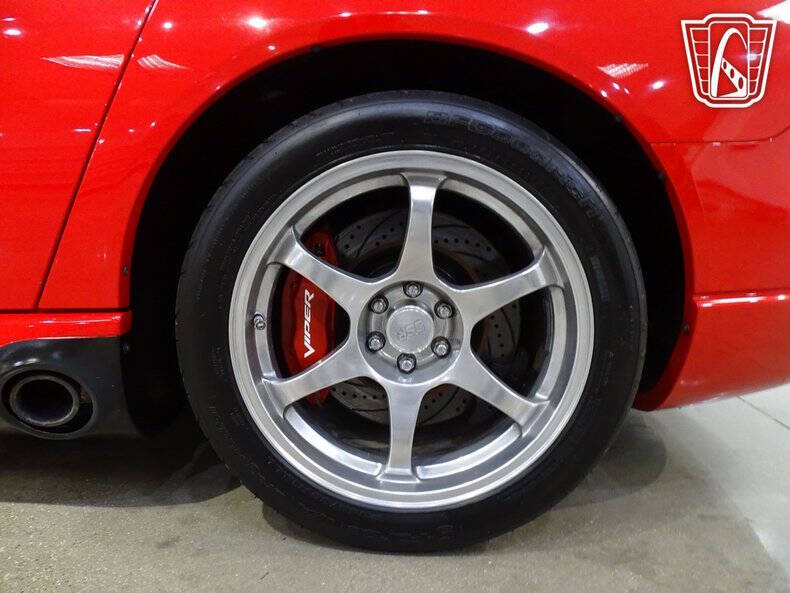2003 Dodge Viper SRT-10