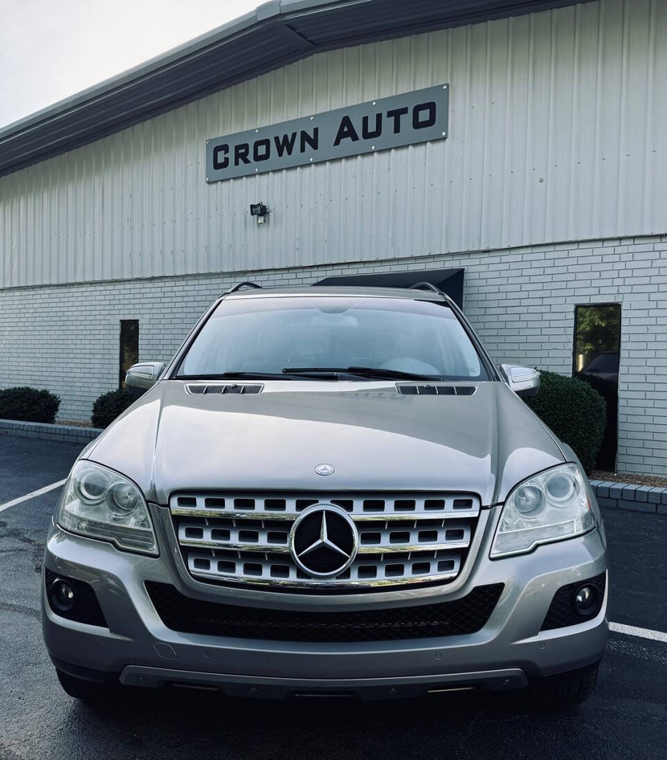 2009 Mercedes-Benz M-Class for sale at Crown Auto Sales in Marietta, GA