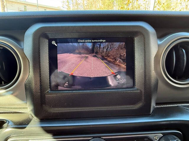 2022 Jeep Gladiator Sport S