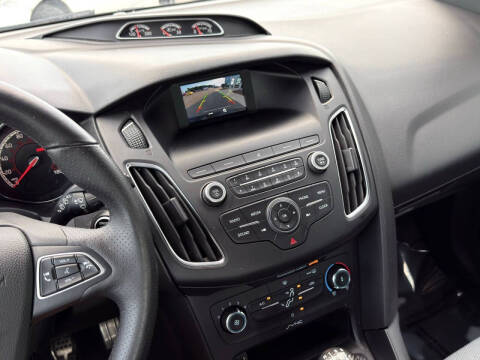 2018 Ford Focus ST