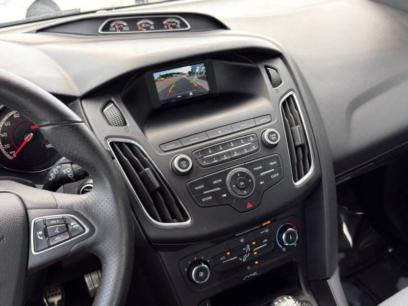 2018 Ford Focus ST