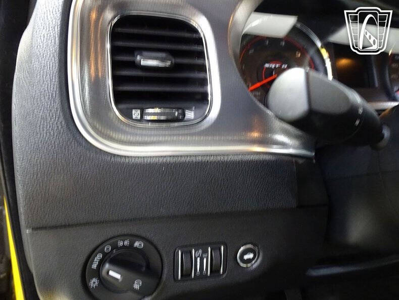 2012 Dodge Charger SRT8 Super Bee