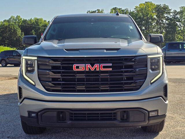 2025 GMC Sierra 1500 Elevation Standard