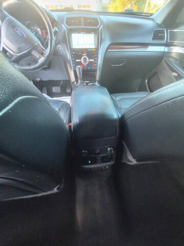 2017 Ford Explorer Limited