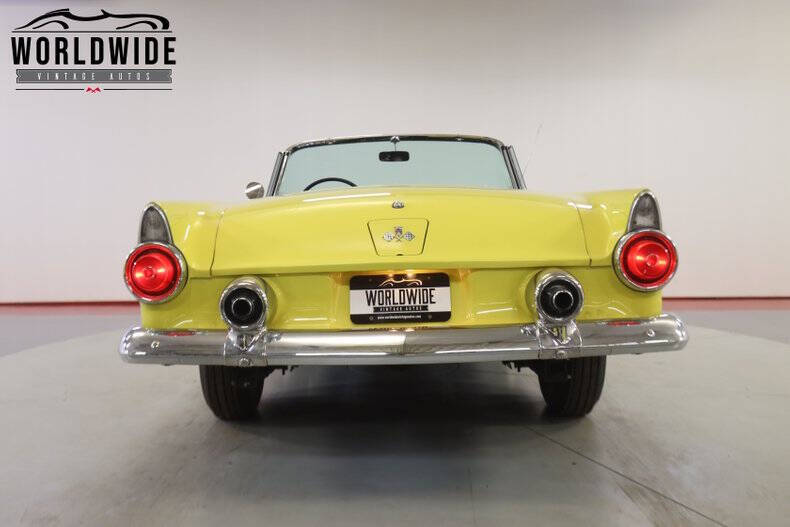 1955 Ford Thunderbird