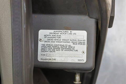 1982 DeLorean DMC-12