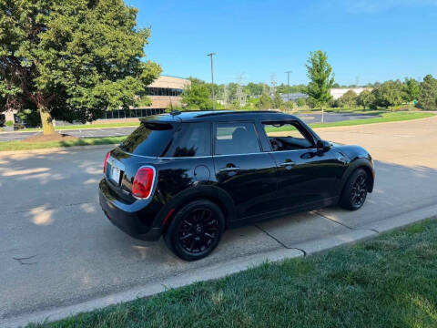 2015 MINI Hardtop 4 Door Cooper