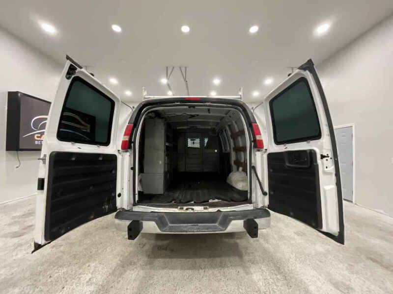 2016 GMC Savana 2500