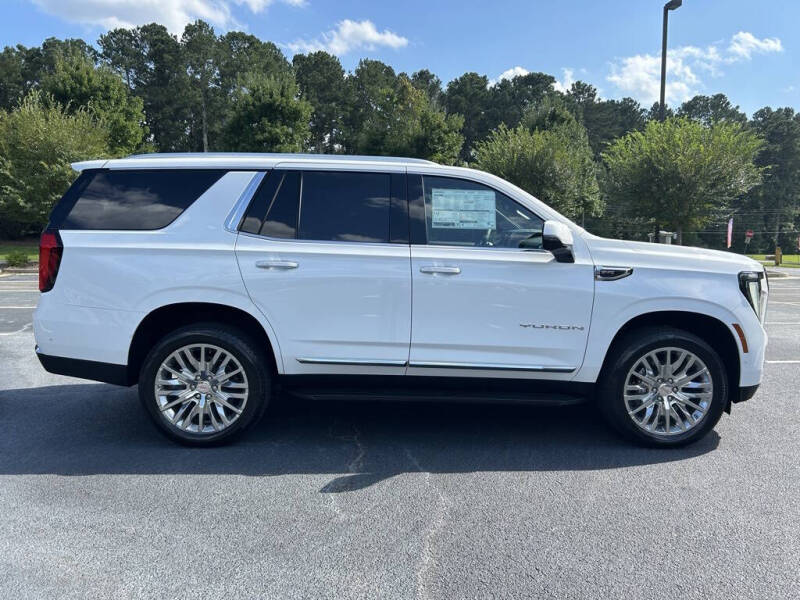 2025 GMC Yukon Elevation