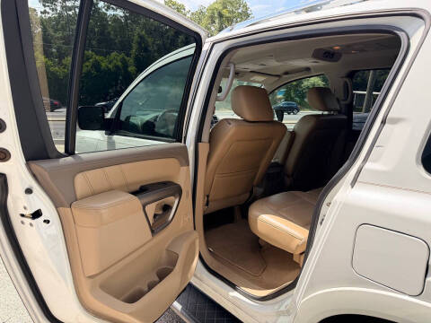 2015 Nissan Armada SV