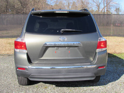 2012 Toyota Highlander SE