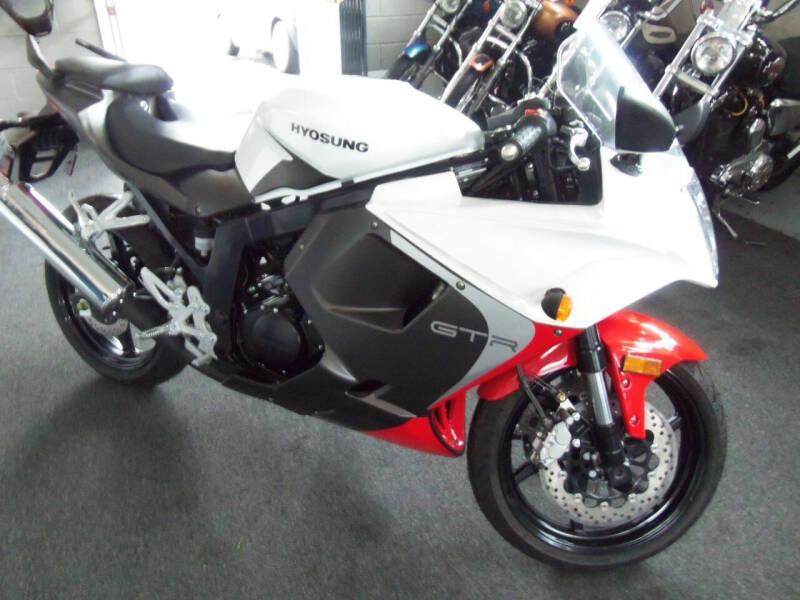 2016 Hyosung GTR 250