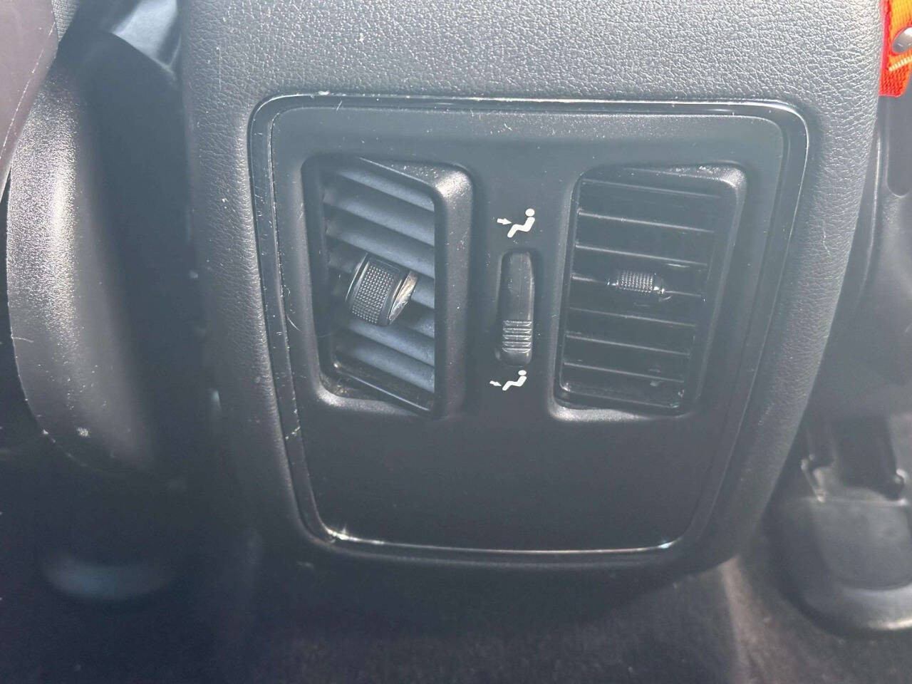 JeepGrand Cherokee19