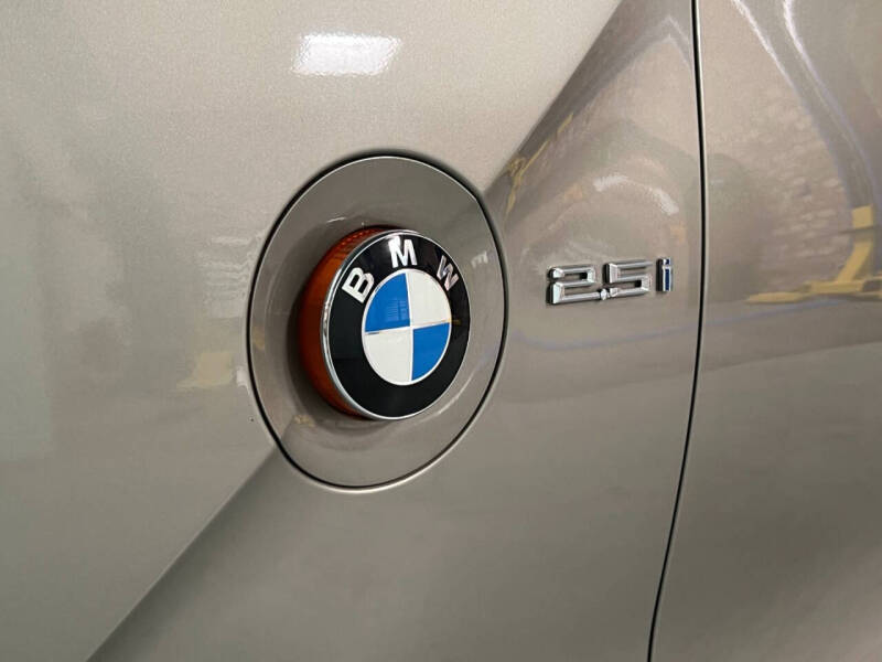 2004 BMW Z4 2.5i