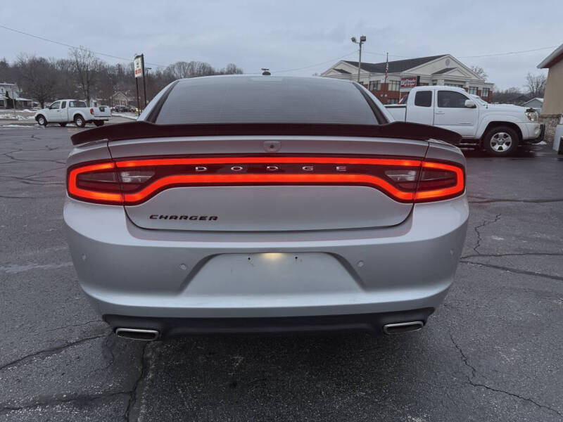 2019 Dodge Charger SXT