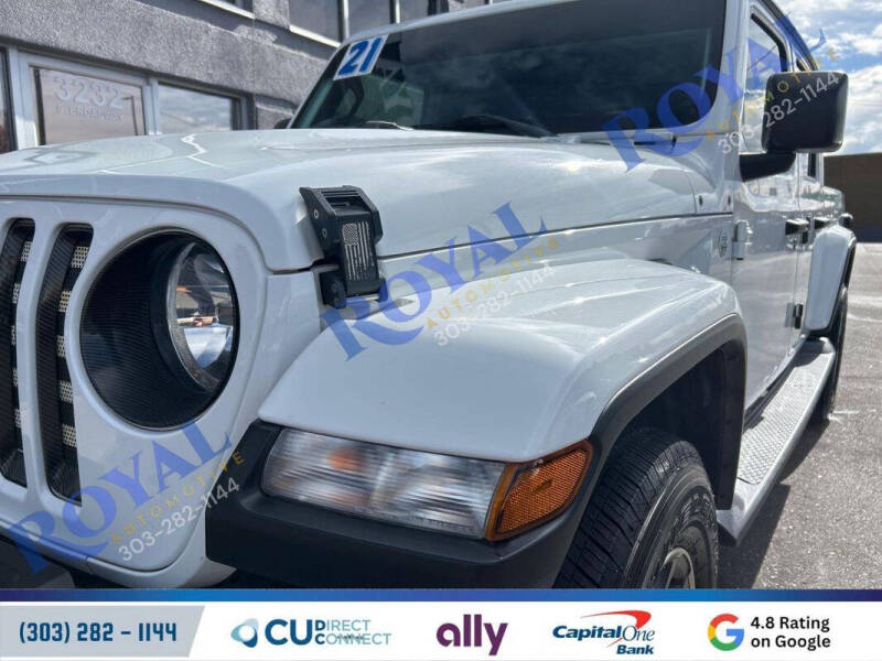 2021 Jeep Gladiator Overland