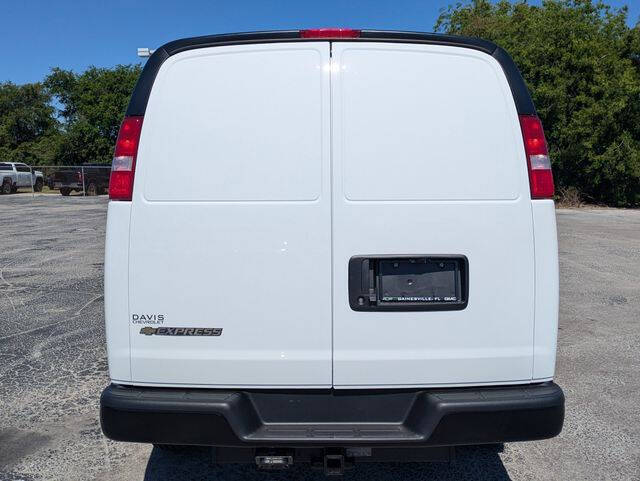 2026 Chevrolet Express 2500