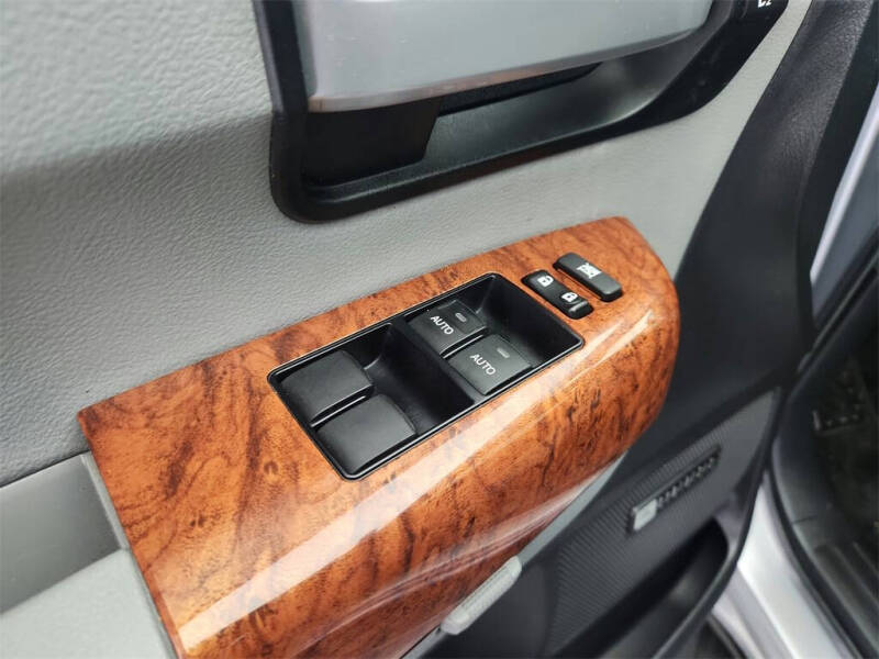 2018 Toyota Sequoia Platinum