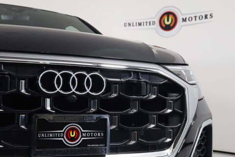 2024 Audi SQ8 4.0T quattro Premium Plus