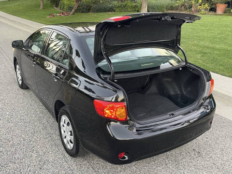 2010 Toyota Corolla LE