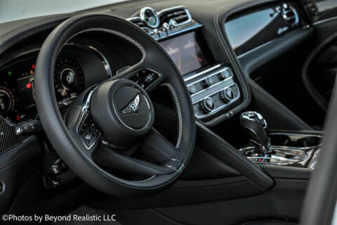 2024 Bentley Bentayga Azure V8