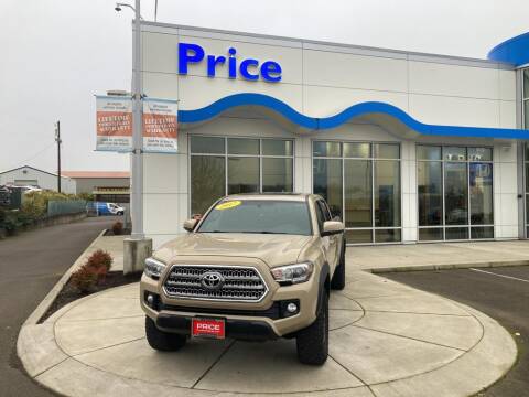 2017 Toyota Tacoma for sale at Price Honda in McMinnville in Mcminnville OR