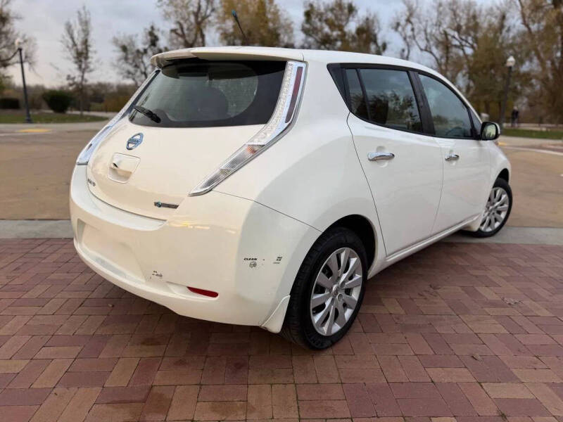 2013 Nissan LEAF