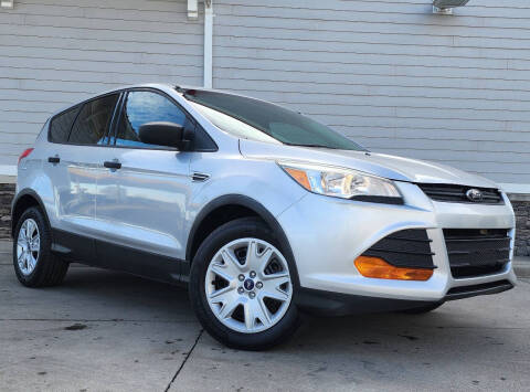 2016 Ford Escape for sale at Limitless Auto LLC in Chantilly VA