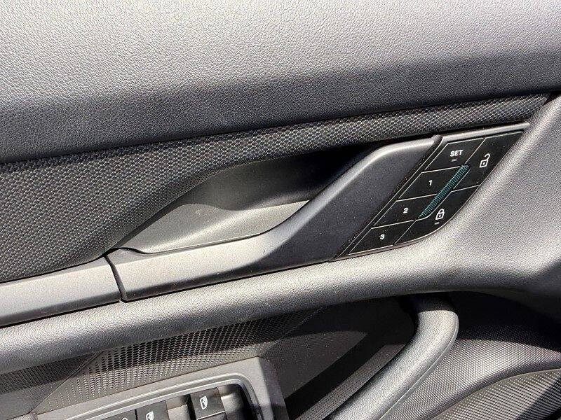 2022 Porsche Taycan