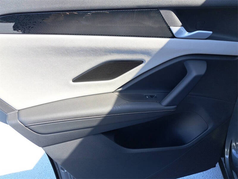 2026 Volkswagen Tiguan SE R-Line Black 4Motion