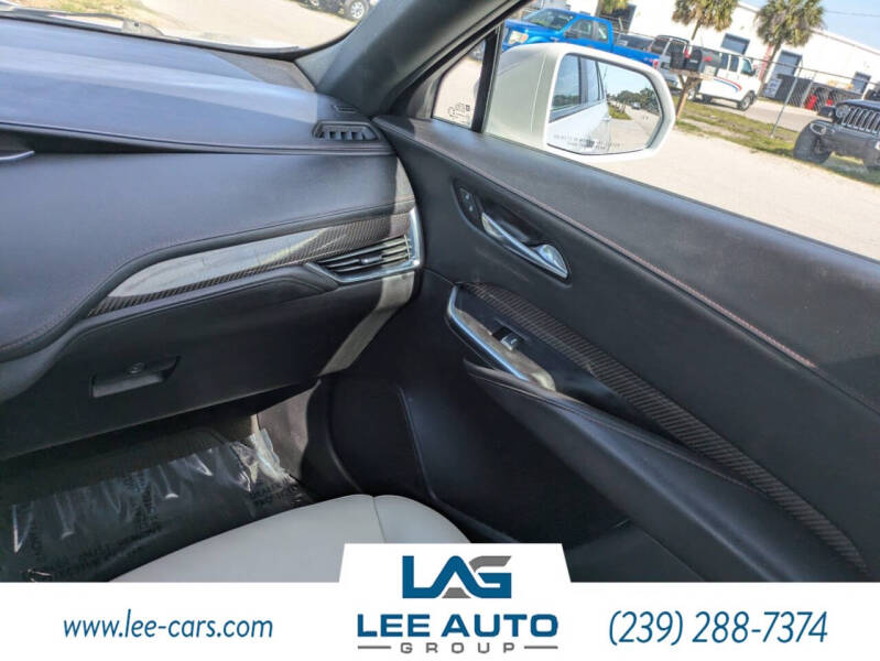 2019 Cadillac XT4 Sport